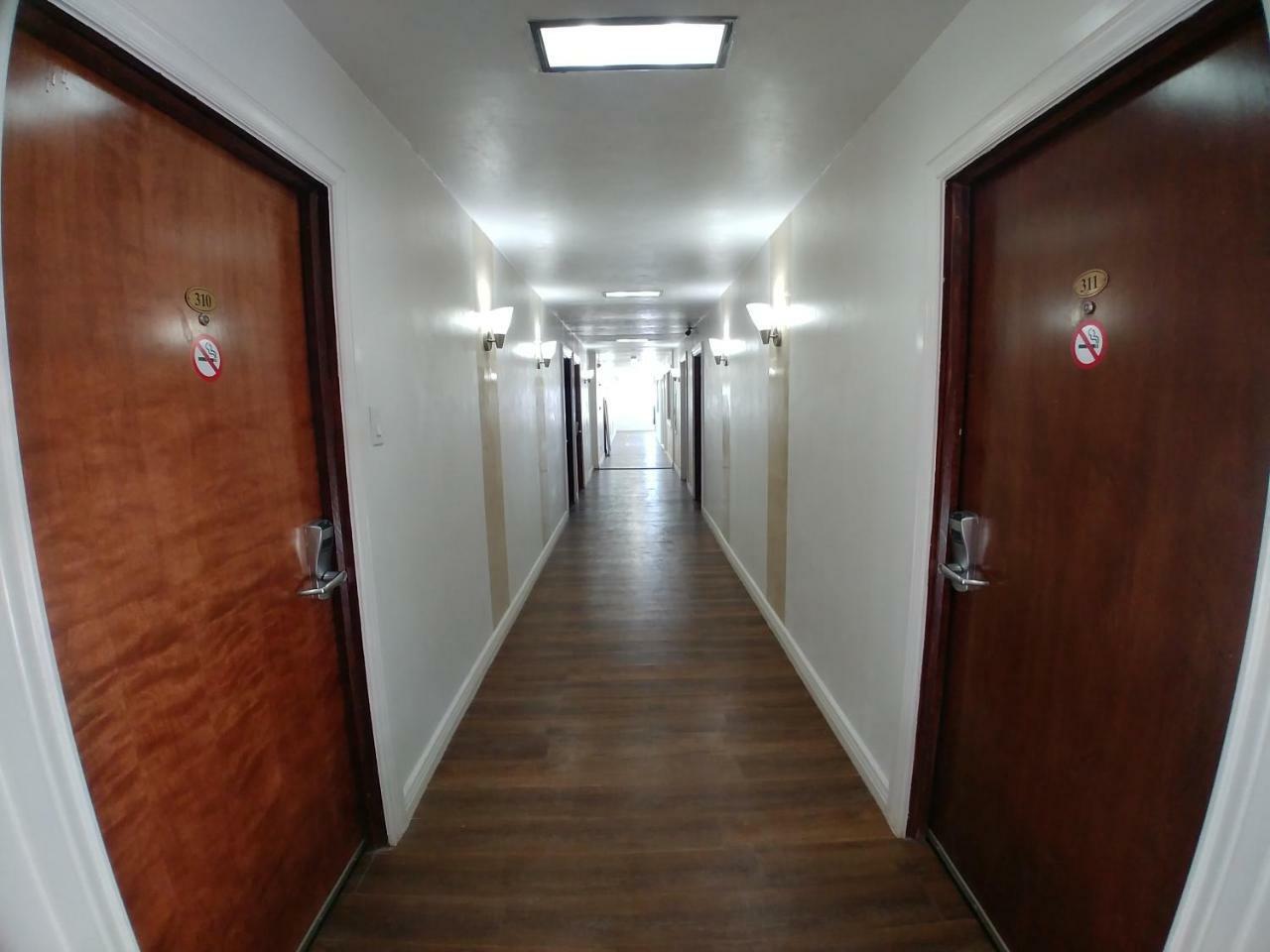 Alien Residence Inn بيكوس المظهر الخارجي الصورة